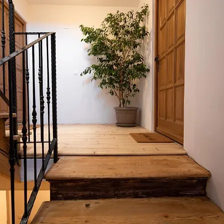 Appartement Forum 2 *