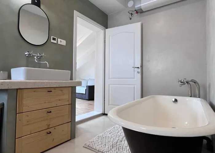 Appartement Forum 2 *