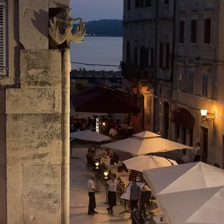 Apartment Forum 2 Pula