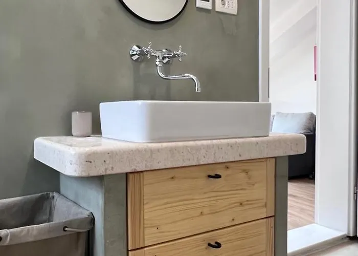 Forum 2 Apartment Pula